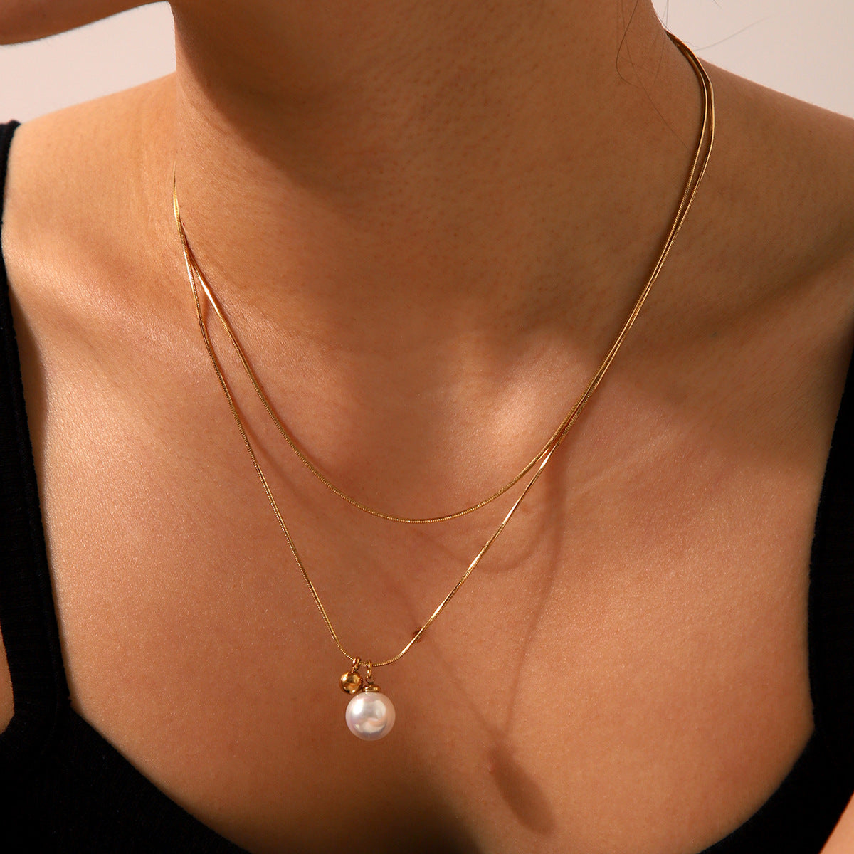 Double-Layer Pearl Pendant Necklace – 18K Gold Plated Stainless Steel Minimalist Layering Jewelry for Women