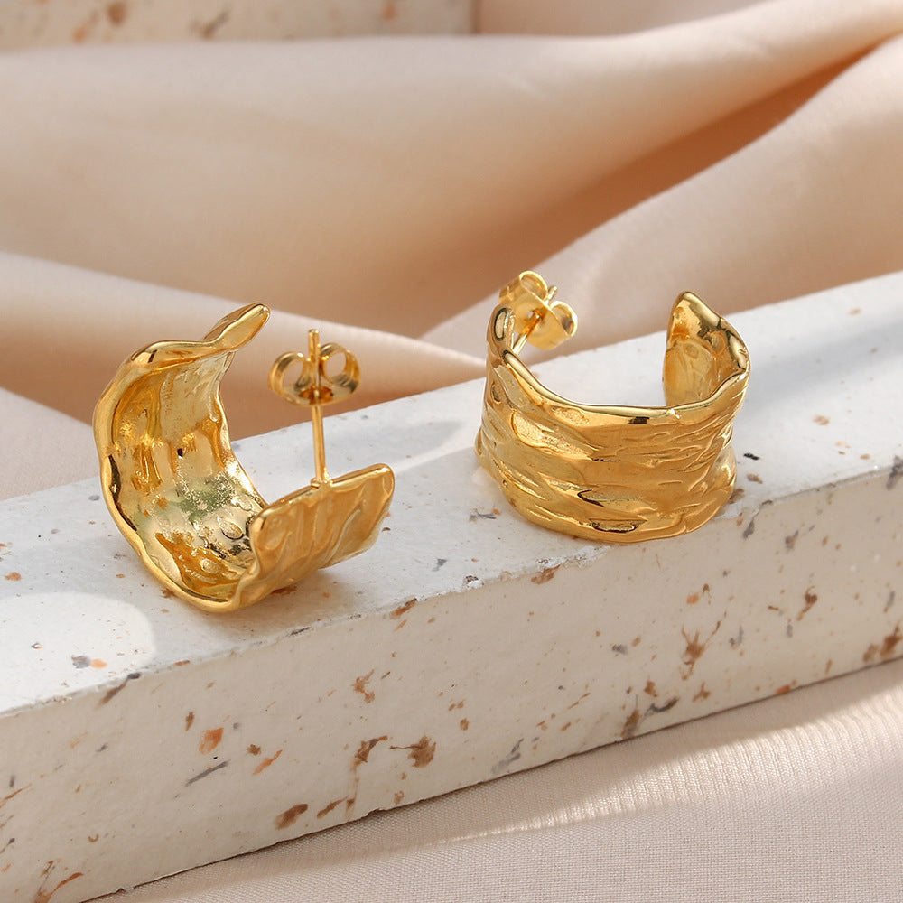 Hammered C-Shaped Hoop Earrings – 18K Gold Plated 316L Stainless Steel Vintage Statement Jewelry for Women