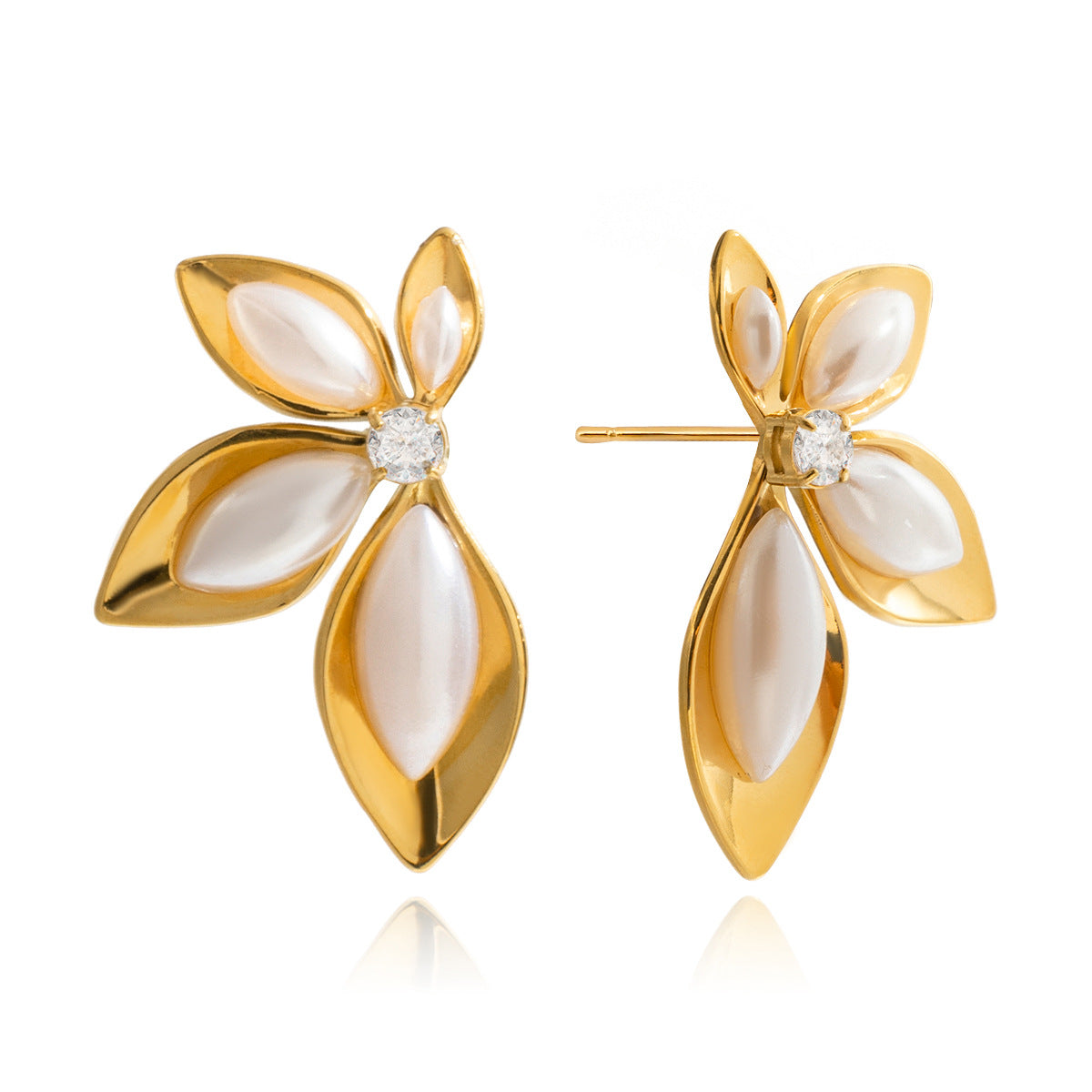Maple Leaf Pearl & Zircon Stud Earrings – 18K Gold Plated Stainless Steel Elegant Jewelry for Women