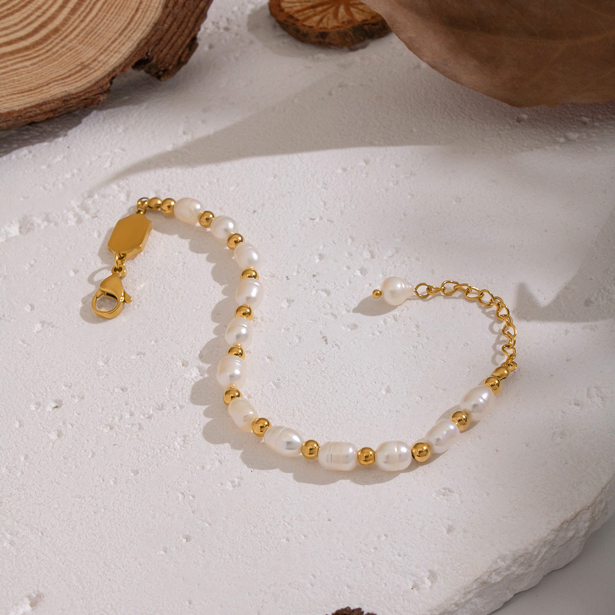Freshwater Pearl Stainless Steel Bracelet – Gold Plated Titanium Steel Minimalist Jewelry for Women