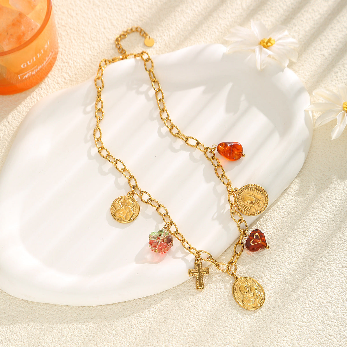 Vintage Gold Cross & Heart Pendant Necklace – Elegant Religious Charm Collarbone Chain for Women