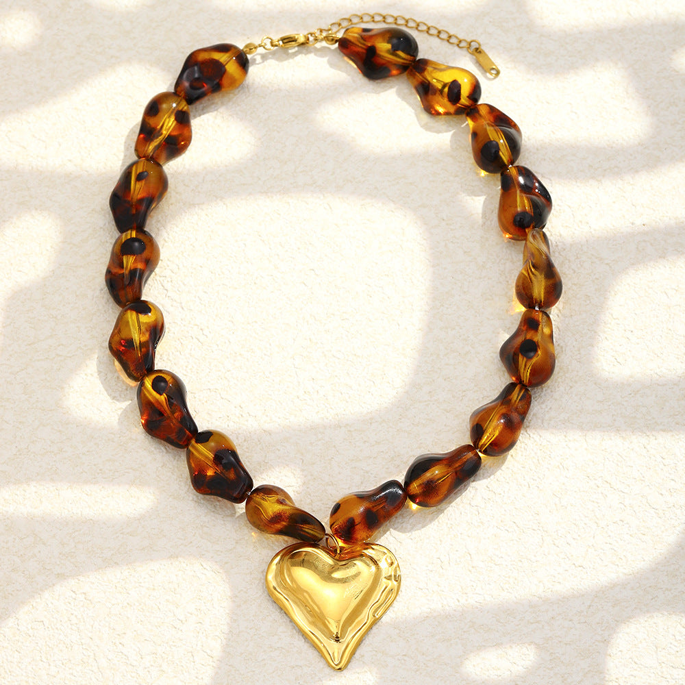 Minimalist Amber Heart Necklace – 18K Gold Plated Stainless Steel Acrylic Pendant Vacation Jewelry for Women