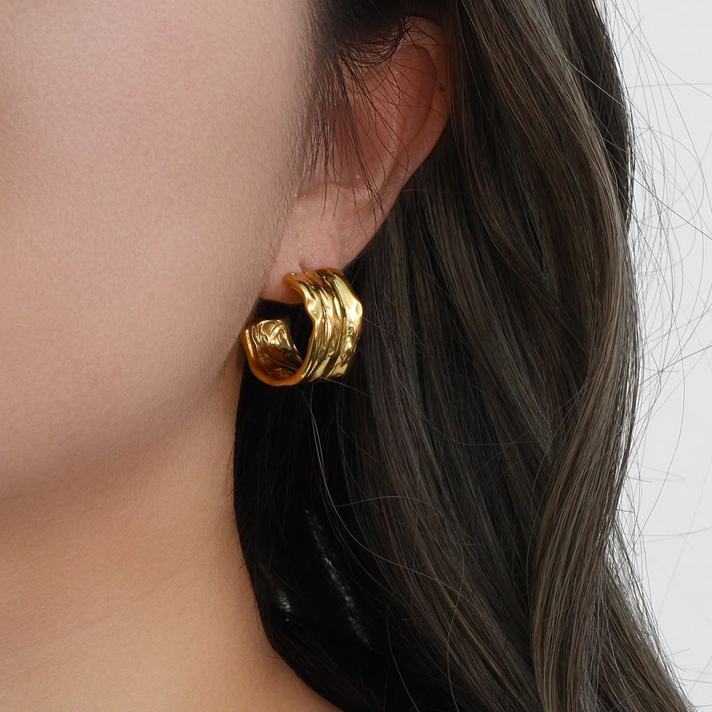 Hammered C-Shaped Hoop Earrings – 18K Gold Plated 316L Stainless Steel Vintage Statement Jewelry for Women