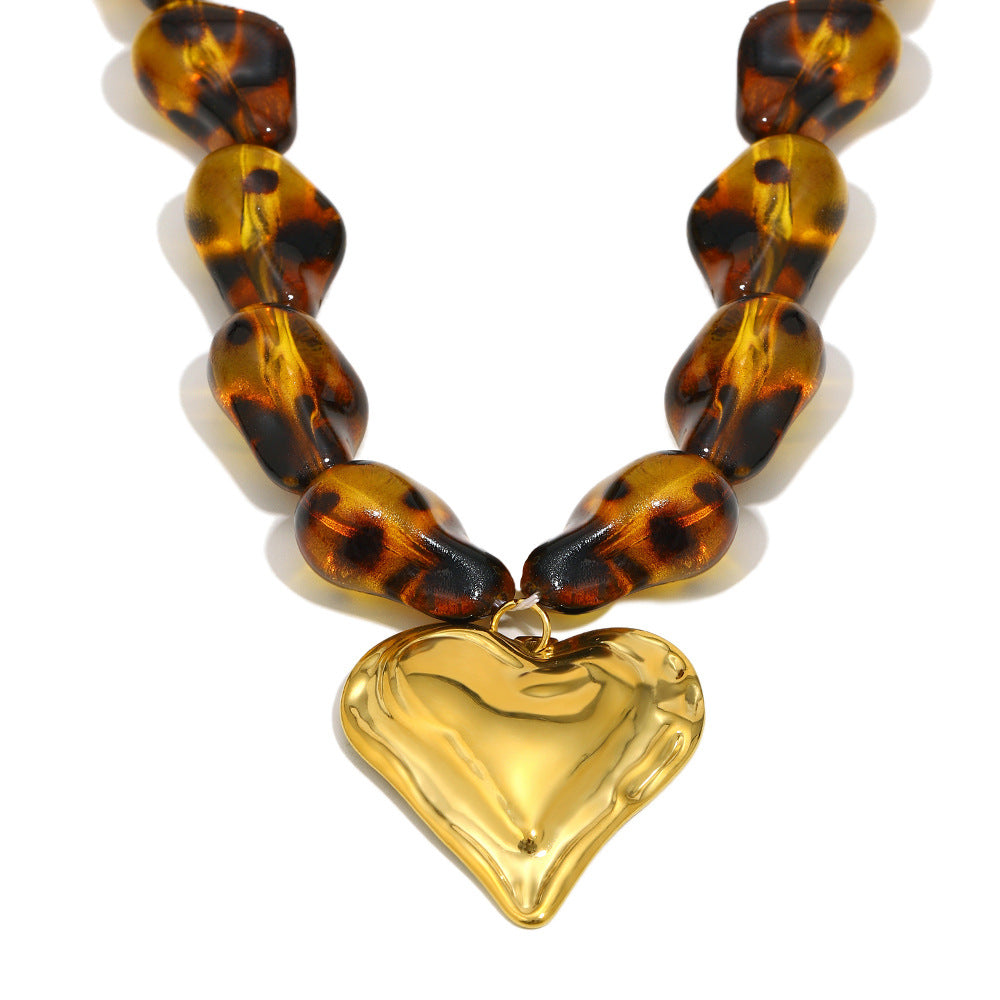 Minimalist Amber Heart Necklace – 18K Gold Plated Stainless Steel Acrylic Pendant Vacation Jewelry for Women