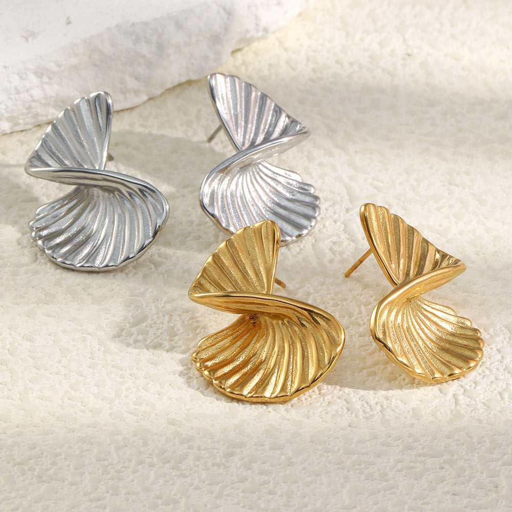 Twist Fan Stud Earrings – 18K Gold Plated Stainless Steel Minimalist Geometric Jewelry for Women