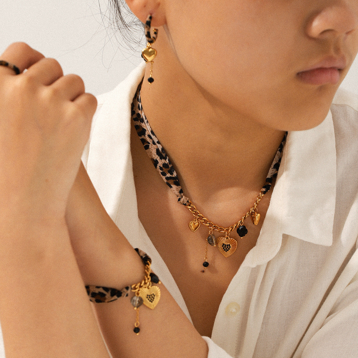 Heart Pendant & Leopard Print 4-Piece Jewelry Set – 18K Gold Plated Stainless Steel Necklace, Bracelet, Earrings & Ring for Women