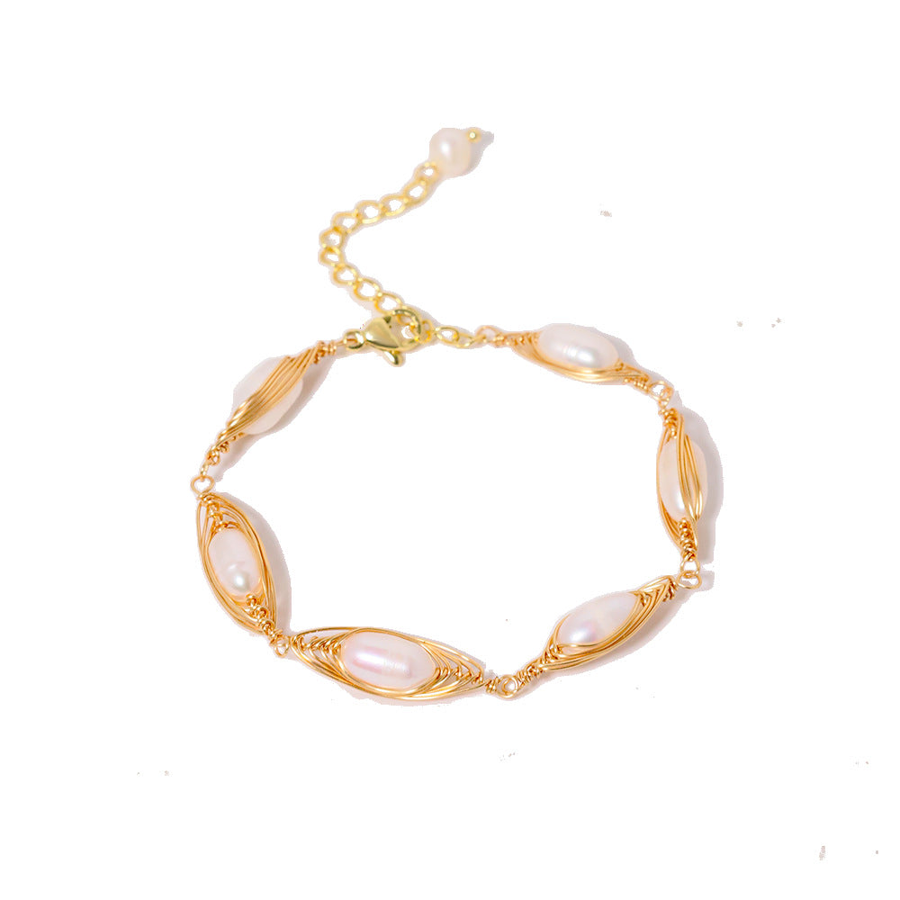 Freshwater Pearl Wire-Wrapped Bracelet – Flower-Inspired Vintage Luxe Statement Jewelry for Women