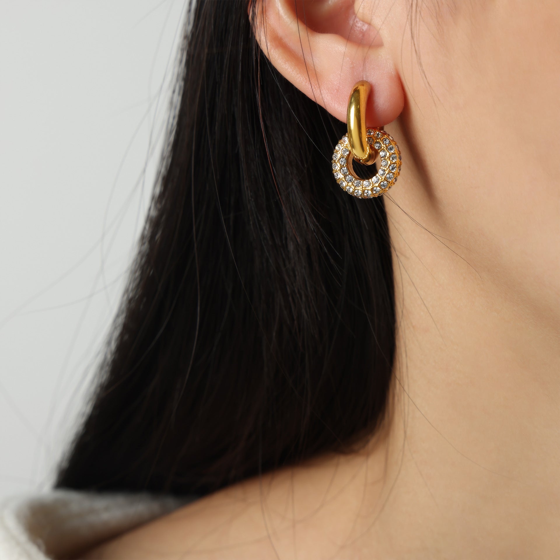Vintage Round Crystal Earrings for Women – Gold Plated Titanium Steel Minimalist Fashion Jewelry